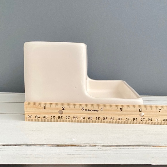 Rae Dunn THINGS Organizer With Flowers - Picture 6 of 7